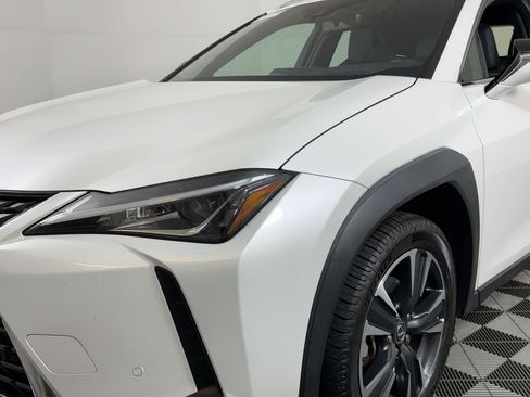 Used 2021 Lexus UX 250h w/ Premium Package image 11