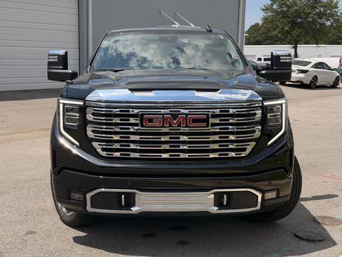 Used 2026 GMC Sierra 1500 Denali w/ Denali Reserve Package AWD/4WD image 6