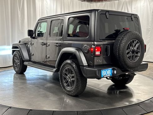 Used 2025 Jeep Wrangler Unlimited Sport AWD/4WD image 7