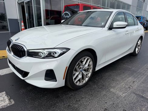 Used 2026 BMW 330i Sedan RWD image 4