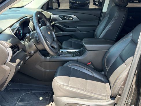 Certified 2020 Chevrolet Traverse Premier w/ Redline Edition FWD image 5