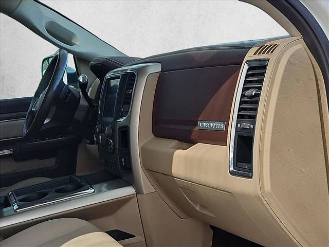 Used 2015 RAM 2500 Laramie w/ Convenience Group AWD/4WD image 19