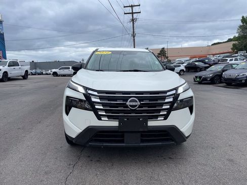 Used 2024 Nissan Rogue S FWD image 5