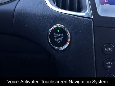 Used 2020 Ford Edge Titanium w/ Equipment Group 301A image 21