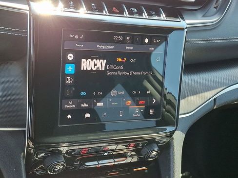 Certified 2024 Jeep Grand Cherokee L Laredo image 24