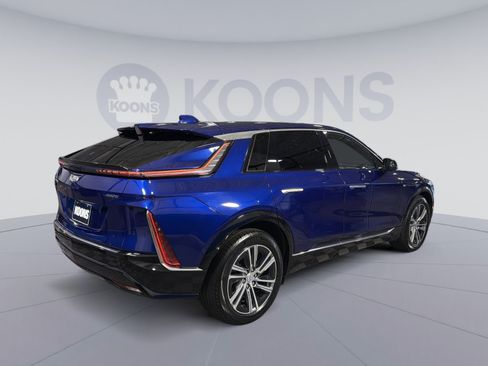 Used 2024 Cadillac Lyriq Luxury RWD image 7