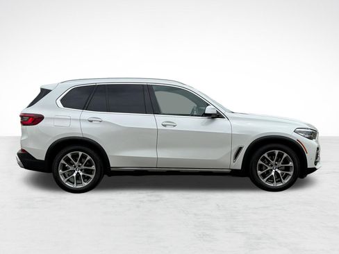 Used 2021 BMW X5 xDrive40i w/ Premium Package image 8