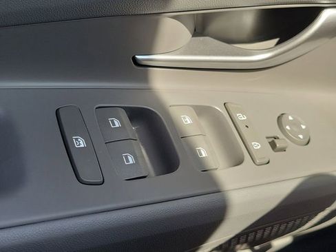 New 2026 Hyundai Elantra SE FWD image 16