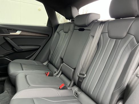 Used 2024 Audi Q5 2.0T Premium Plus w/ Premium Plus Package image 32