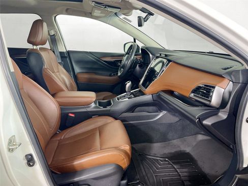 Used 2020 Subaru Outback Touring w/ Popular Package #2 image 28