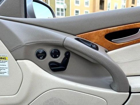 Used 2003 Mercedes-Benz SL 500 image 39