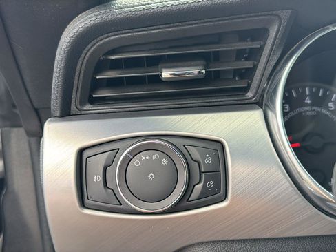 Used 2019 Ford Mustang GT Premium RWD image 9