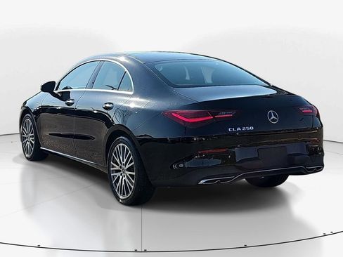 Used 2025 Mercedes-Benz CLA 250 image 7