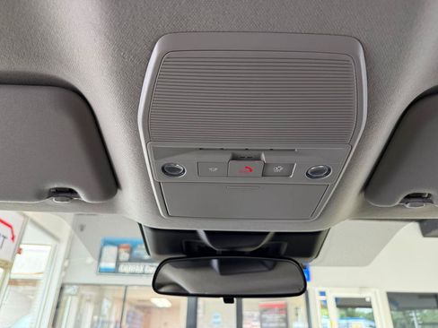Used 2026 Nissan Sentra SR w/ Floor Mat Package FWD image 24
