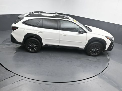 Used 2025 Subaru Outback Onyx Edition XT AWD/4WD image 28