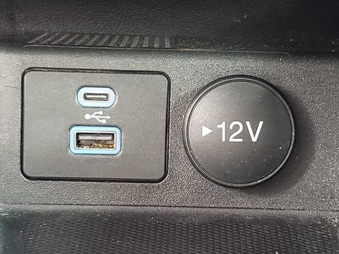 Used 2023 Ford Escape SE w/ PHEV Premium Package FWD image 17