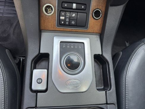 Used 2016 Land Rover LR4 HSE Silver Edition AWD/4WD image 33