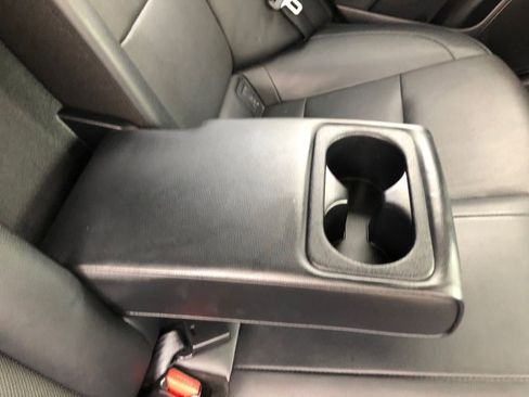 Used 2019 Kia Stinger image 19