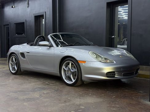 Used 2004 Porsche Boxster S RWD image 11