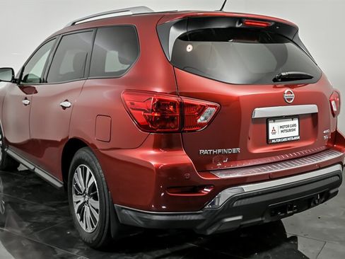 Used 2017 Nissan Pathfinder SL w/ SL Premium Package AWD/4WD image 7