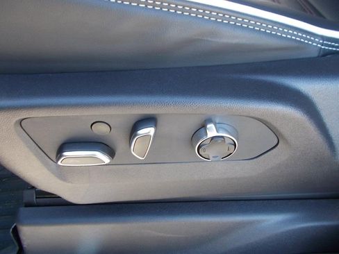 Used 2024 GMC Sierra 1500 AT4X w/ AT4X AEV Edition image 22