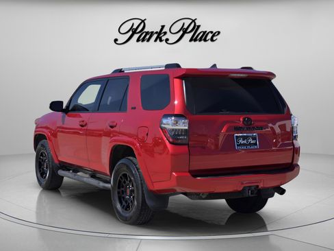 Used 2022 Toyota 4Runner SR5 Premium w/ Moonroof Package image 4