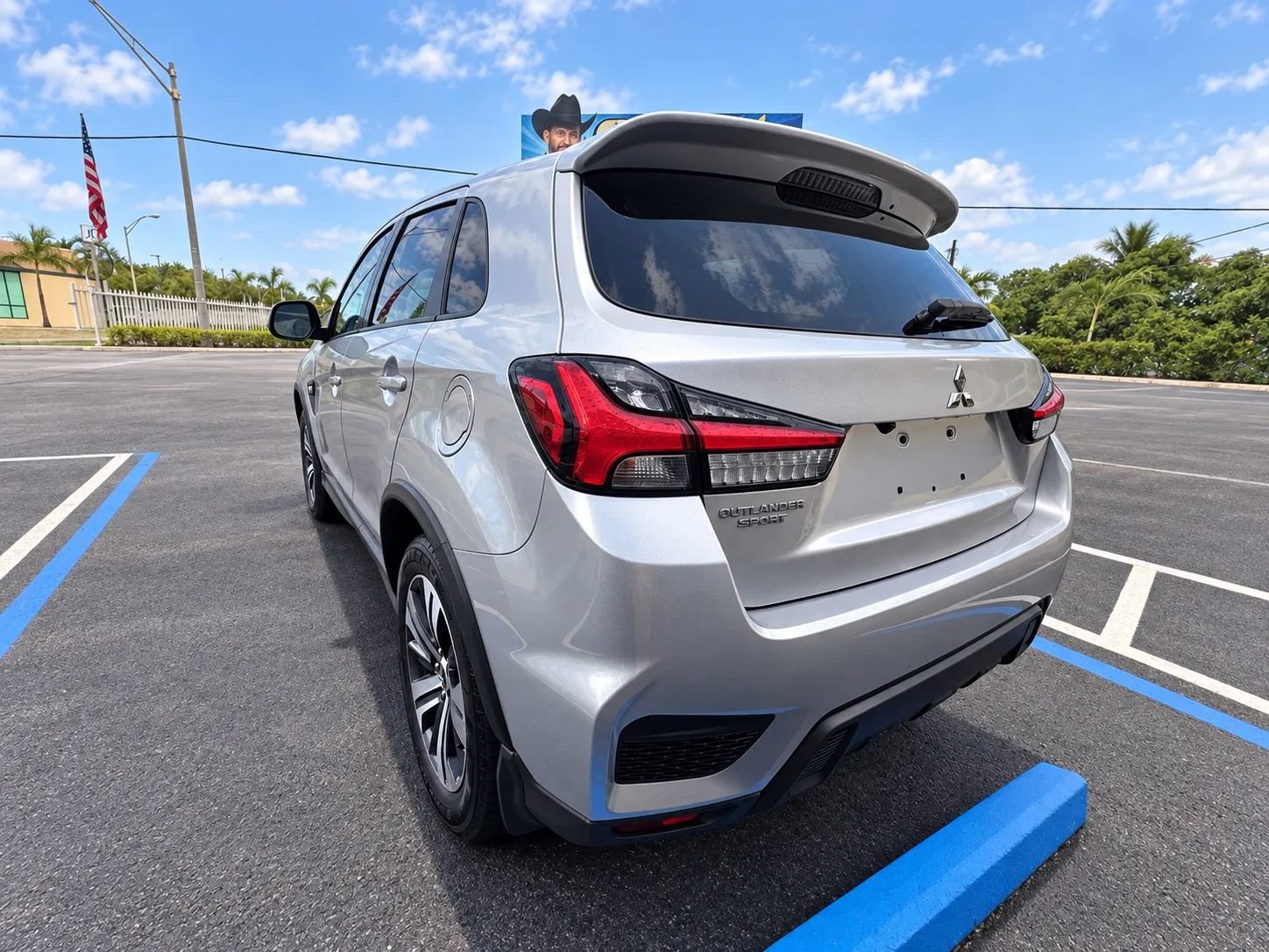 Used 2023 Mitsubishi Outlander Sport AWD image 9