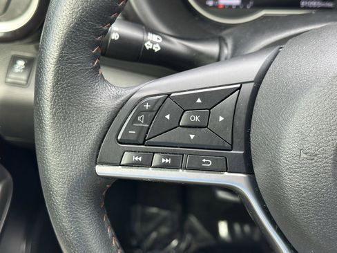 Certified 2019 Nissan Kicks SR w/ SR Premium Package FWD image 28