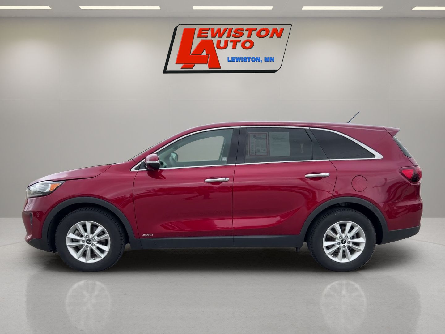 Used 2019 Kia Sorento AWD V6 image 2