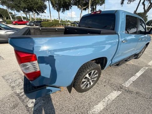 Used 2021 Toyota Tundra Limited w/ Limited Premium Package AWD/4WD image 17