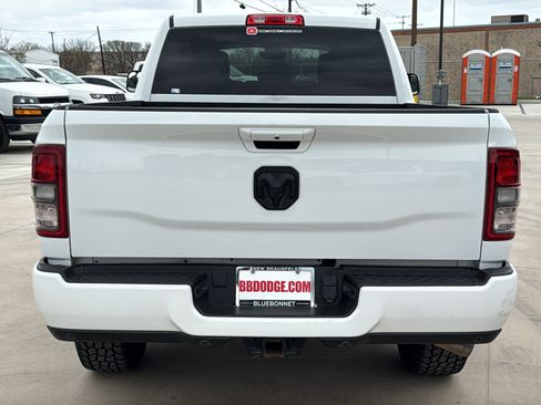 Used 2022 RAM 2500 Lone Star w/ Night Edition image 6