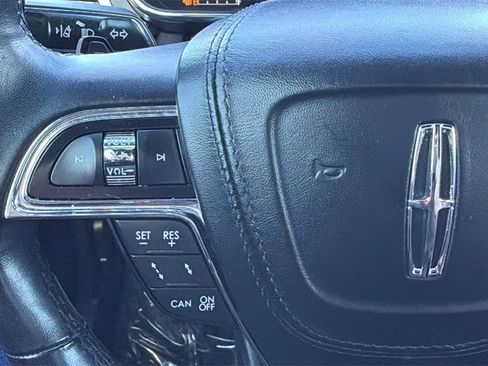 Used 2020 Lincoln Continental Reserve w/ Luxury Package image 28