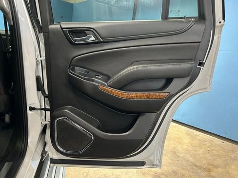 Used 2018 Chevrolet Tahoe Premier AWD/4WD image 50