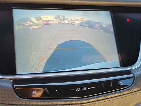 Used 2018 Cadillac XT5 Luxury w/ Driver Awareness Package image 25