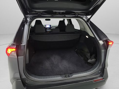 Certified 2024 Toyota RAV4 XLE w/ Convenience Package FWD image 7