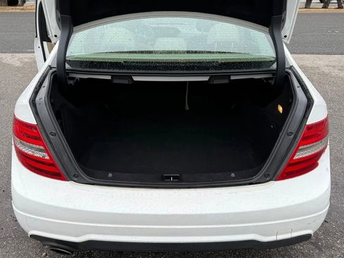 Used 2014 Mercedes-Benz C 250 Sedan image 15