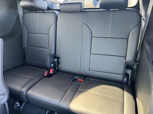 New 2026 GMC Acadia Elevation image 17