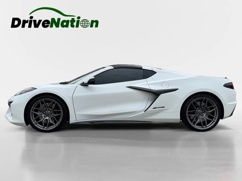 Used 2024 Chevrolet Corvette Z06 image 8
