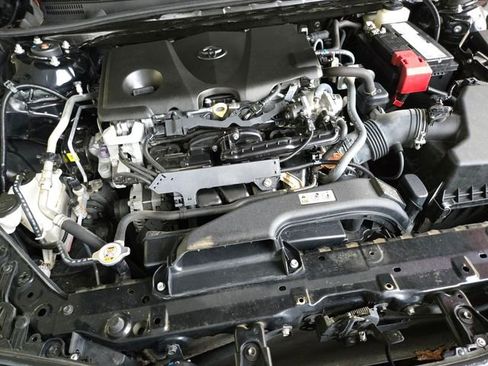 Used 2021 Toyota Camry SE image 17