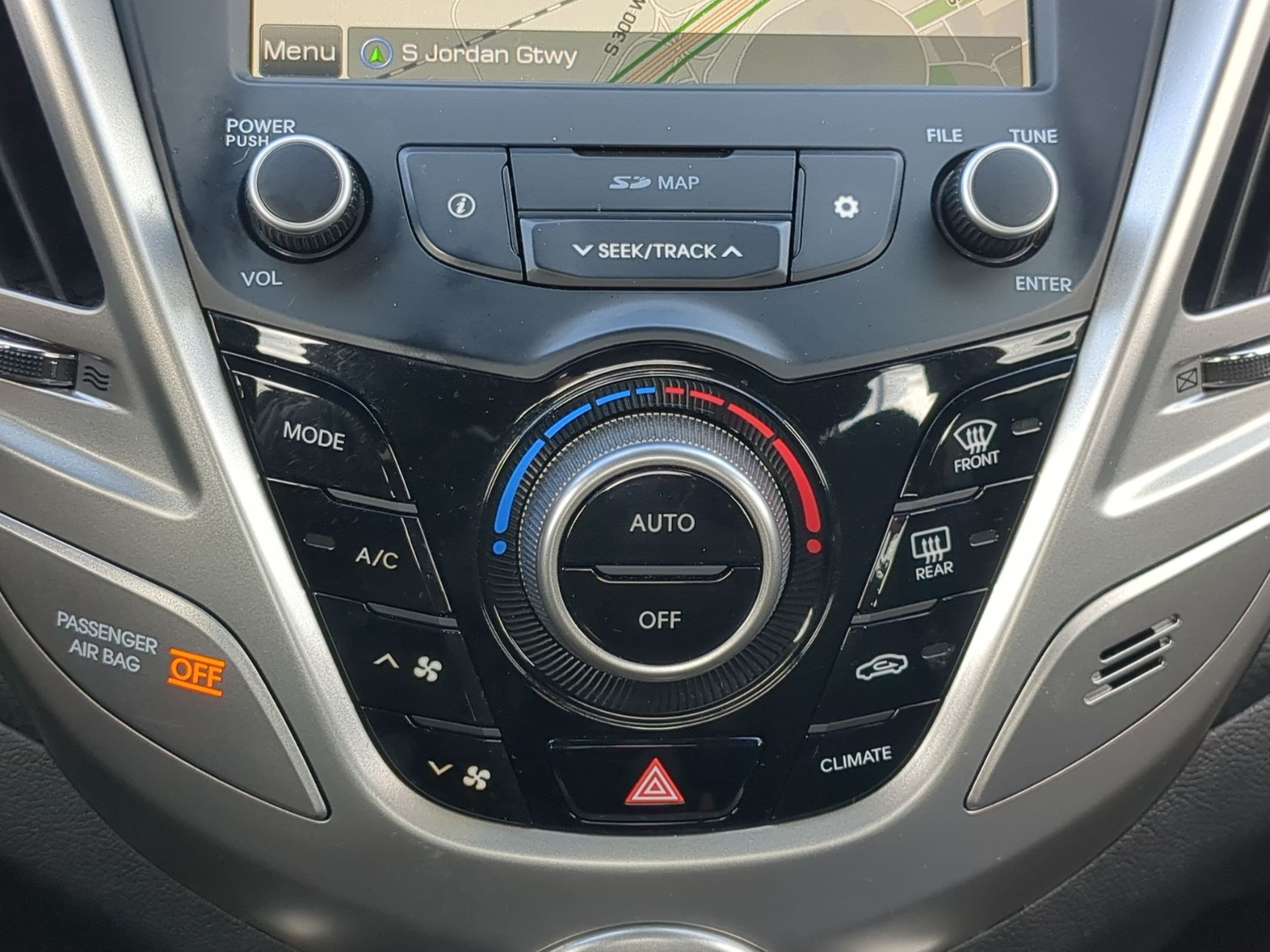 Used 2016 Hyundai Veloster w/ Option Group 03 FWD image 22