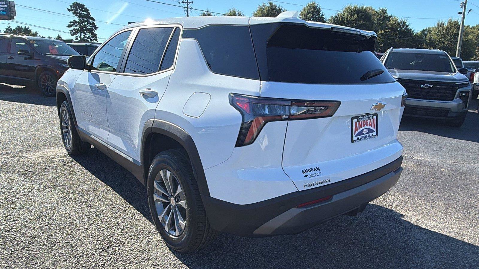 New 2027 Chevrolet Equinox LT w/ Convenience Package II FWD image 9