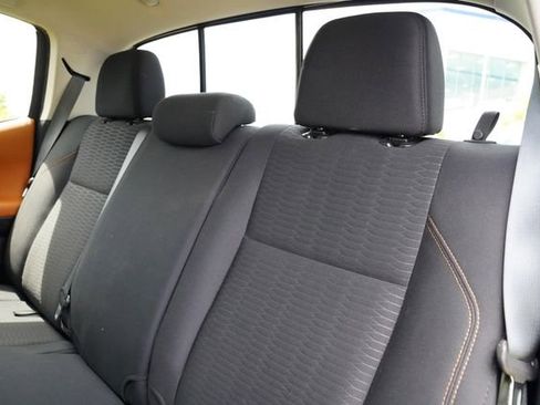 Used 2019 Toyota Tacoma SR5 RWD image 21
