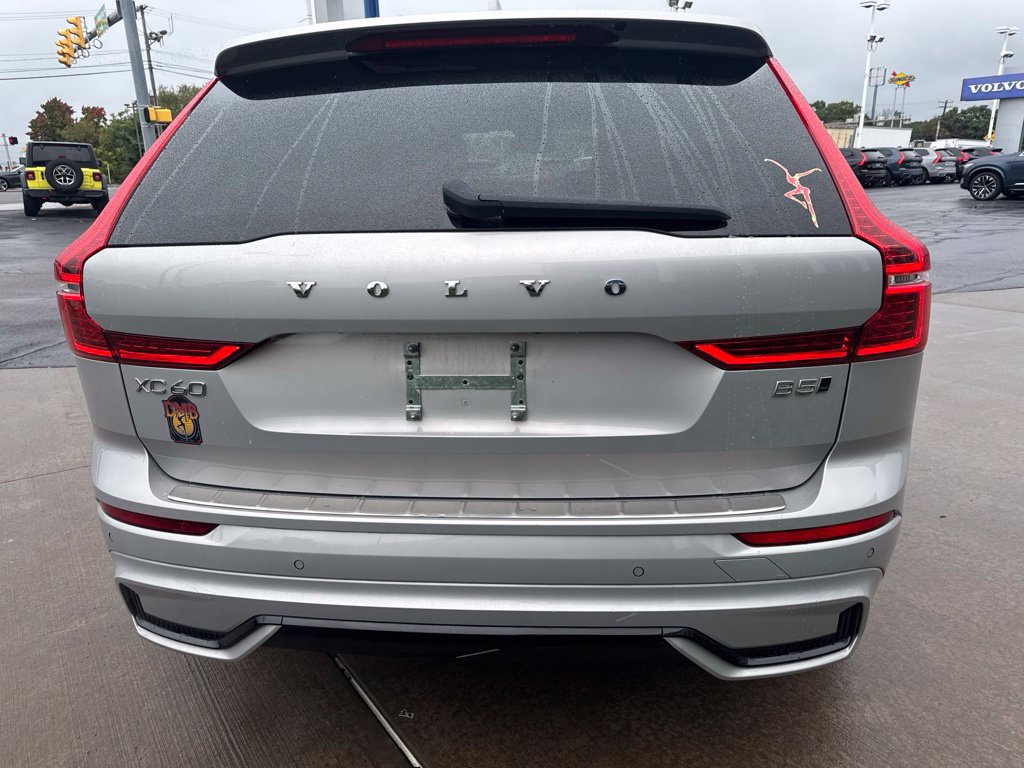 Used 2023 Volvo XC60 B5 Plus w/ Protection Package Premier AWD/4WD image 6
