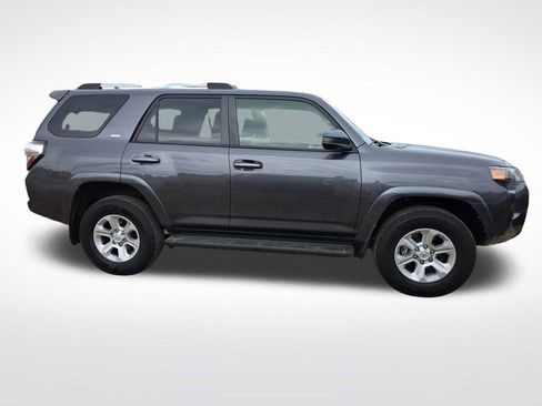 Used 2021 Toyota 4Runner SR5 AWD/4WD image 4