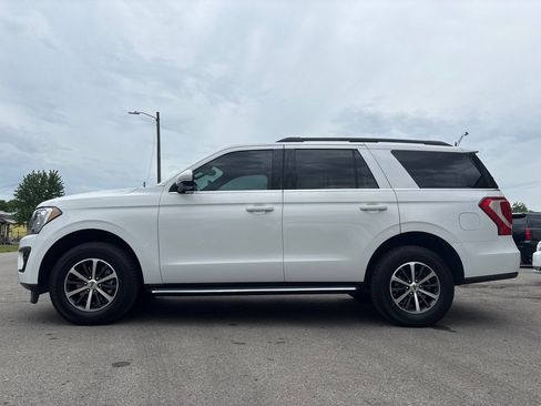 Used 2021 Ford Expedition XLT RWD image 3