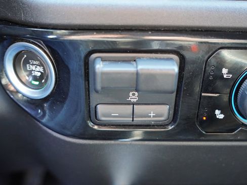 Used 2023 Chevrolet Silverado 1500 RST w/ Z71 Off-Road Package image 29