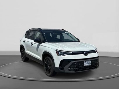 New 2026 Volkswagen Taos SE