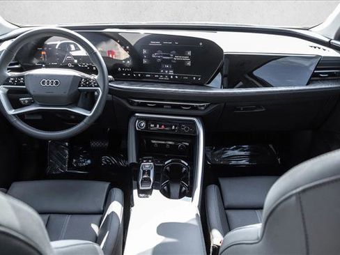 Certified 2025 Audi Q5 Premium Plus AWD/4WD image 21