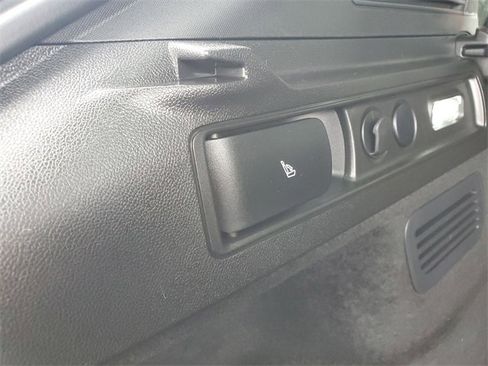 Used 2023 Alfa Romeo Stelvio Ti image 8