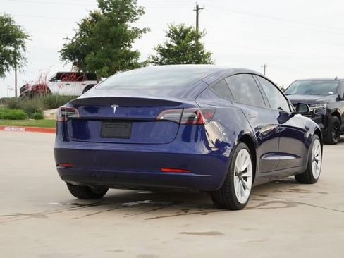 Used 2023 Tesla Model 3 Standard Range RWD image 9